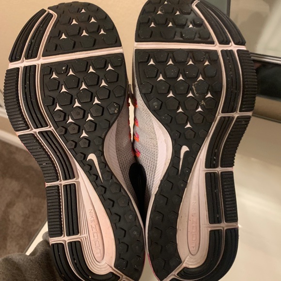 Nike running shoes - Picture 3 of 6